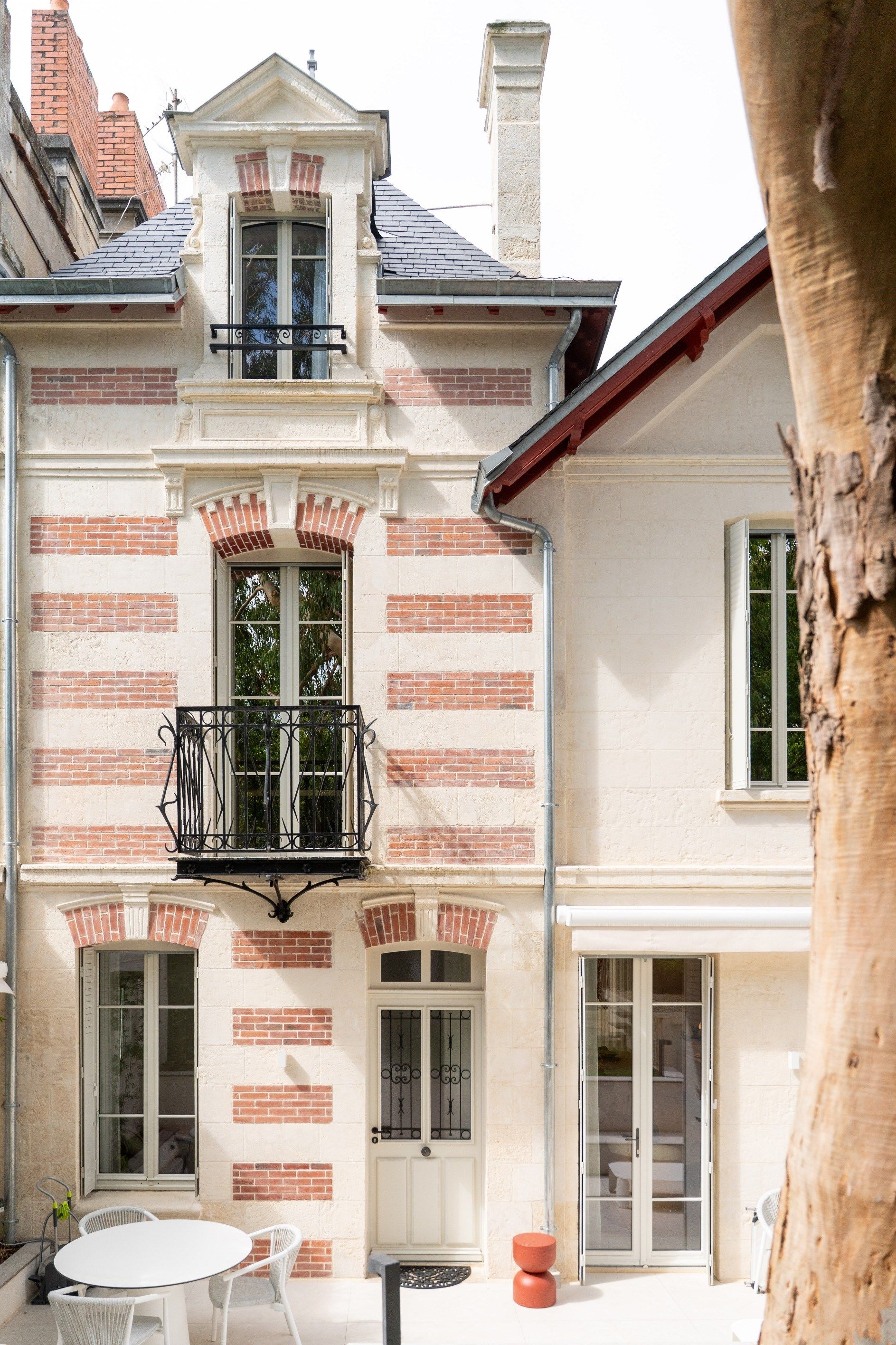 maison bourgeoise 7 Pièces en vente sur LA ROCHELLE (17000)