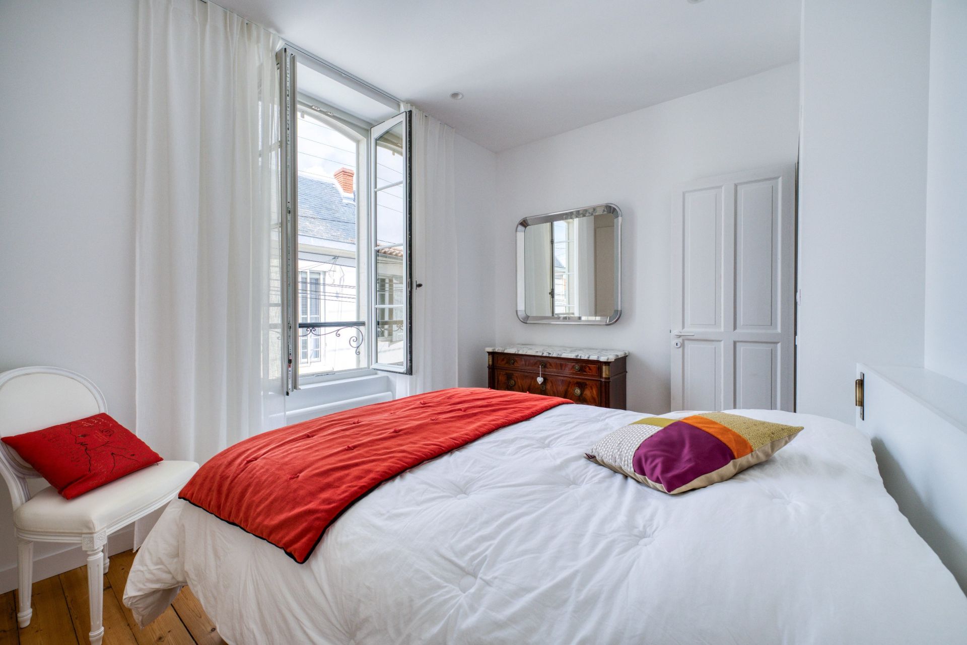 maison bourgeoise 7 Pièces en vente sur LA ROCHELLE (17000)