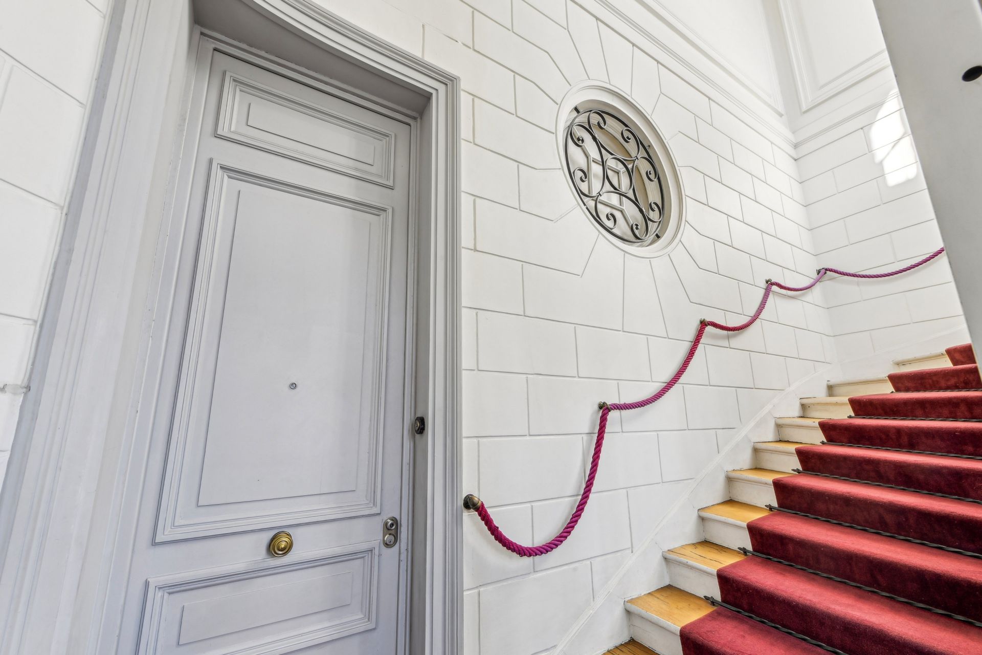 luxury apartment 5 Rooms for rent on PARIS (75008)