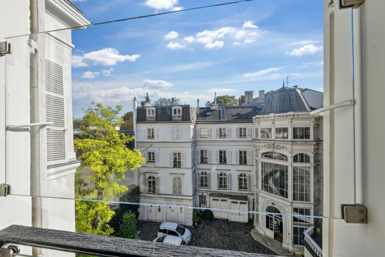appartement de luxe 5 Pièces en location sur PARIS (75008)