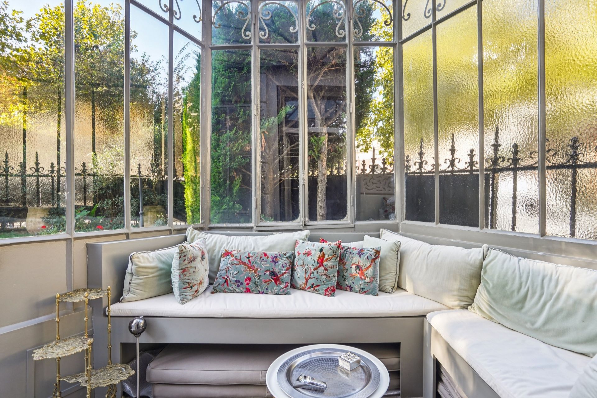luxury apartment 4 Rooms for sale on PARIS (75016)