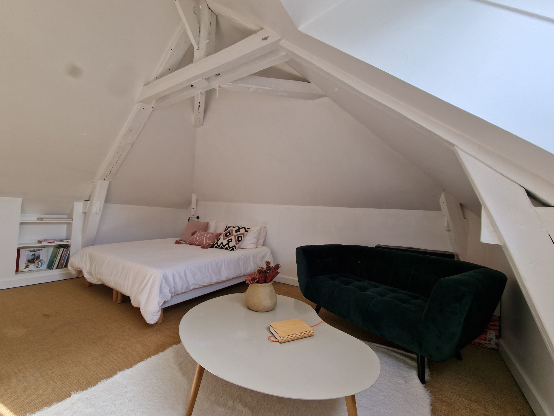 luxury house 7 Rooms for sale on NANTES (44000)