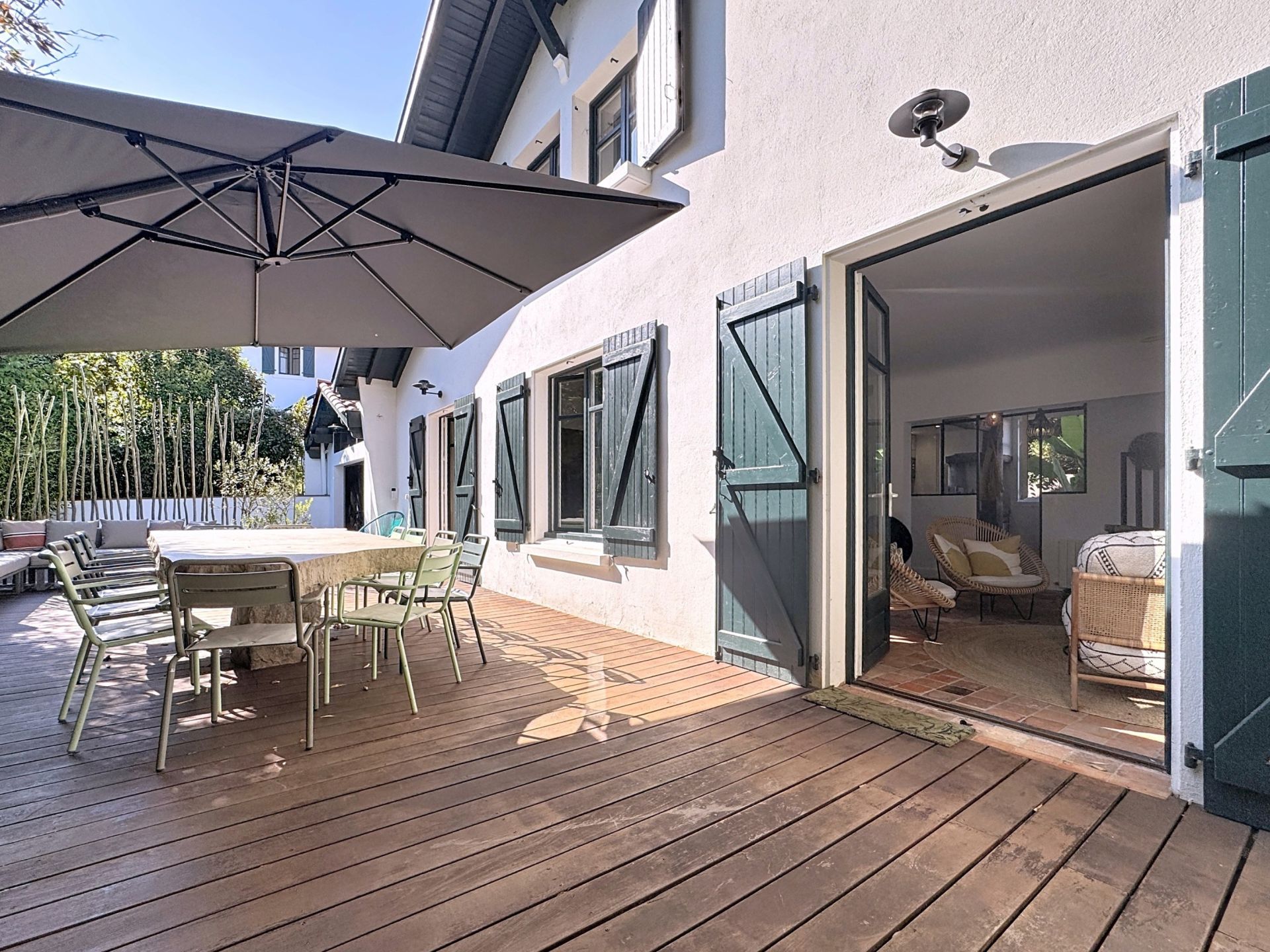 luxury house 8 Rooms for sale on GUETHARY (64210)