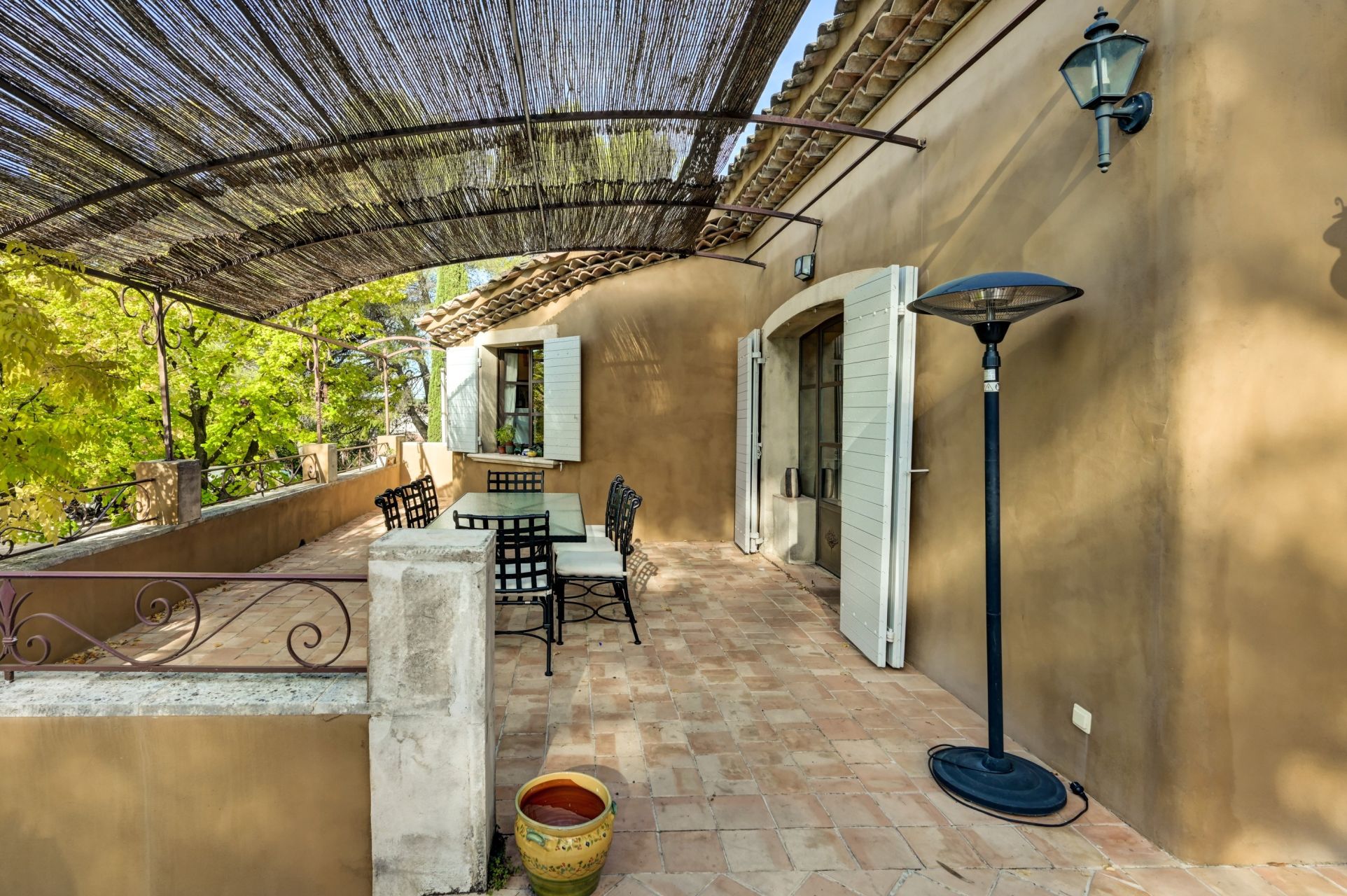 maison de luxe 8 Pièces en location sur AIX EN PROVENCE (13100)