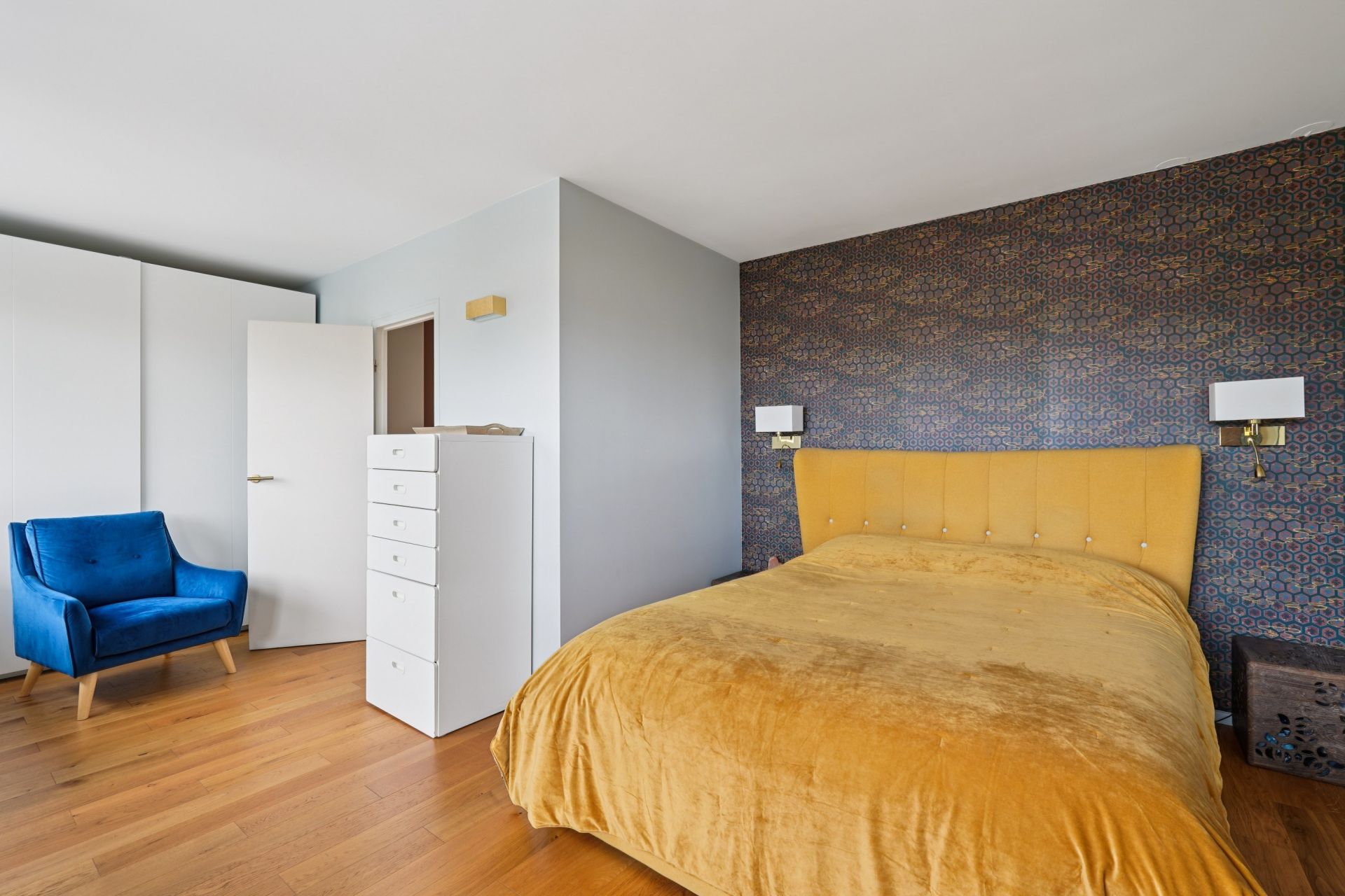 luxury apartment 3 Rooms for sale on NEUILLY SUR SEINE (92200)