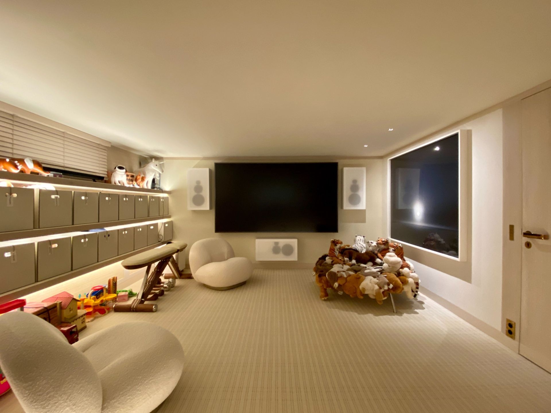 luxury house 10 Rooms for sale on DEAUVILLE (14800)