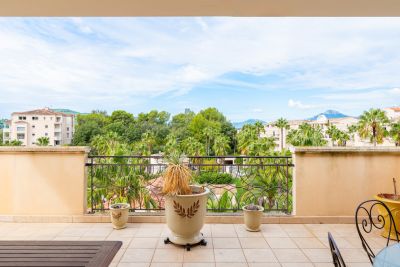 Vente Appartement de luxe Hyères 4 Pièces 138 m²