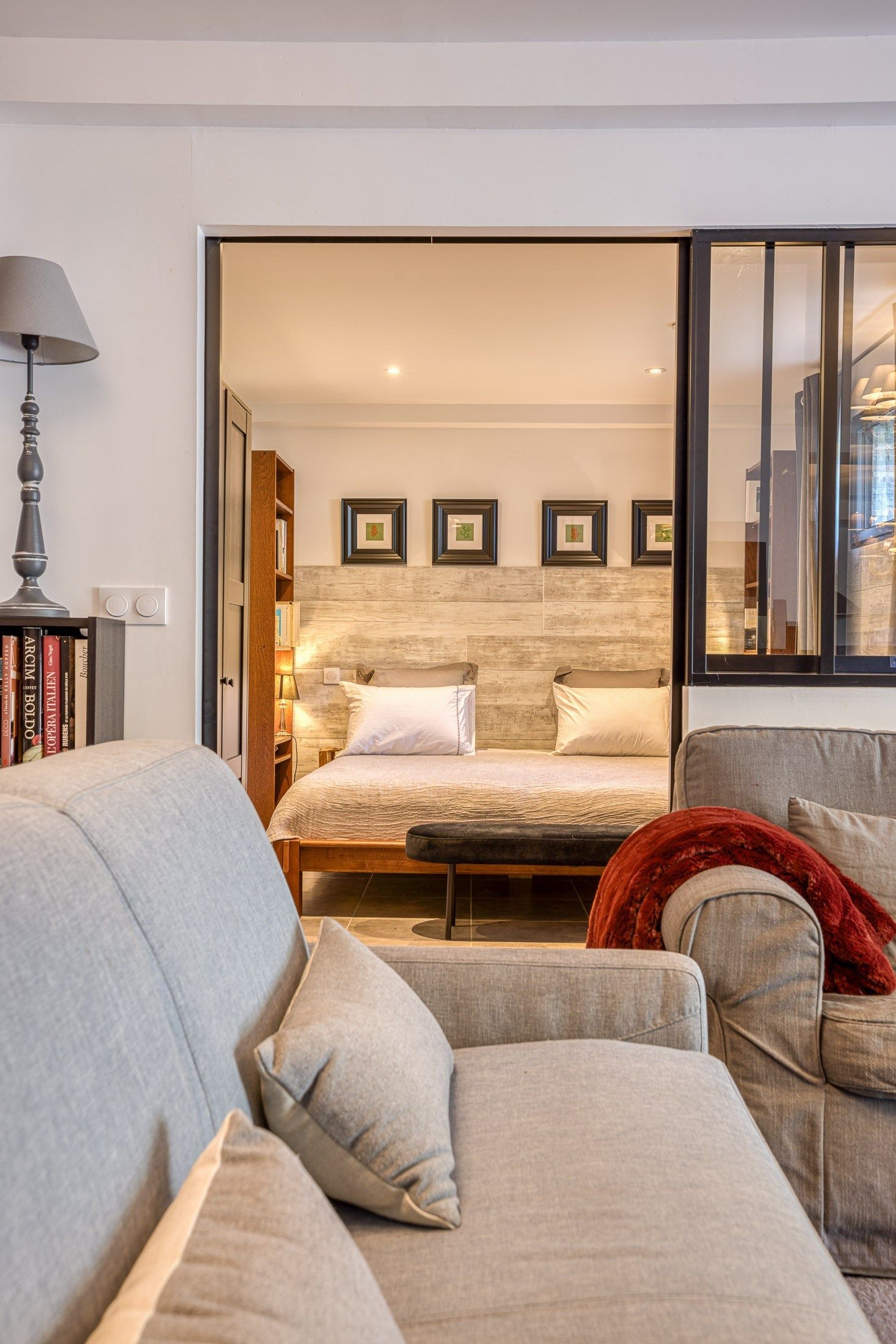 luxury house 11 Rooms for sale on SEVRIER (74320)