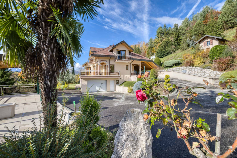 maison de luxe 8 Pièces en vente sur FRANGY (74270)