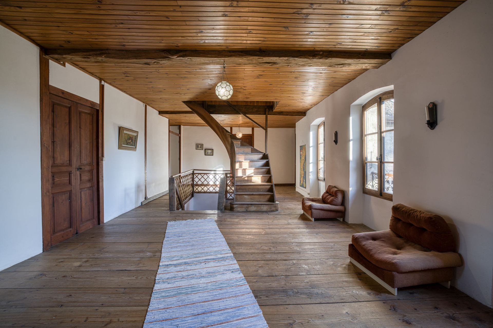 maison de luxe 18 Pièces en vente sur SERRIERES EN CHAUTAGNE (73310)