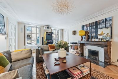 Sale Luxury apartment Paris 7 5 Rooms 121 m²