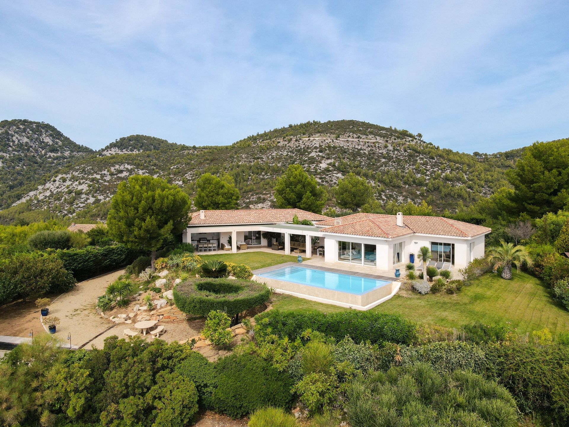 maison de luxe 8 Pièces en vente sur OLLIOULES (83190)