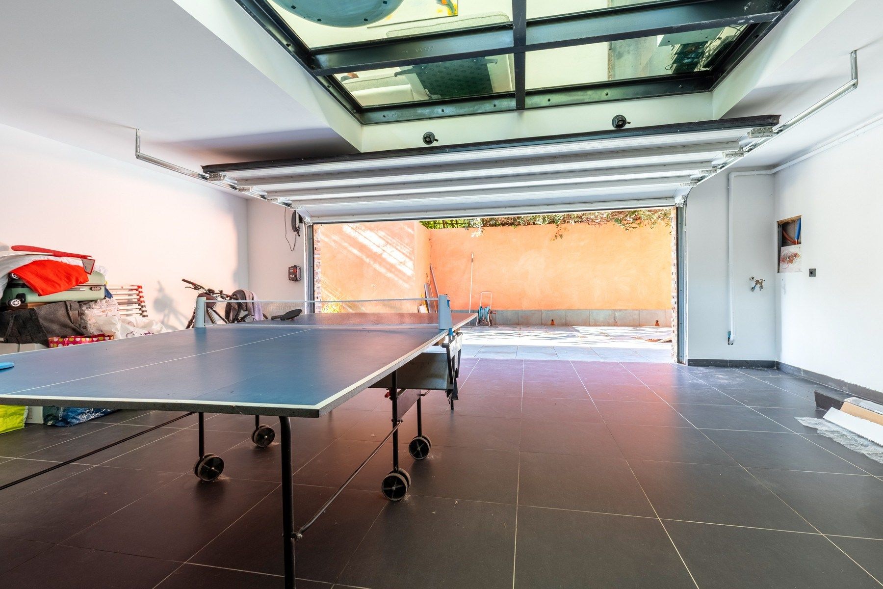 luxury house 8 Rooms for sale on BORDEAUX (33000)