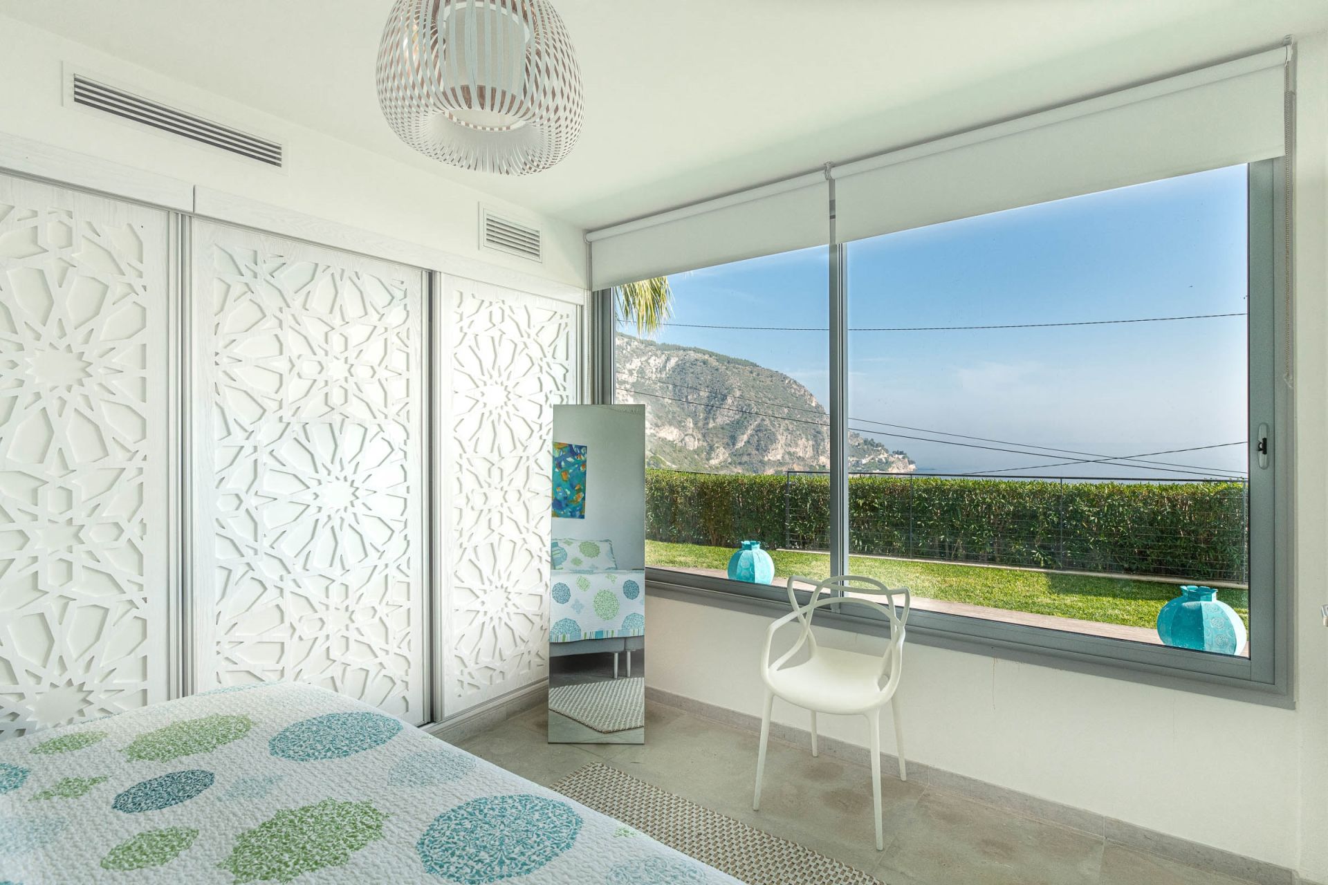 luxury villa 6 Rooms for sale on EZE (06360)