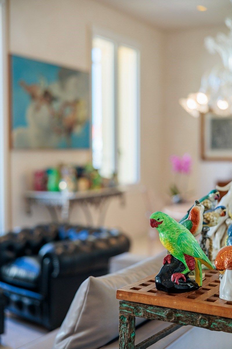 luxury apartment 5 Rooms for sale on MENTON (06500)