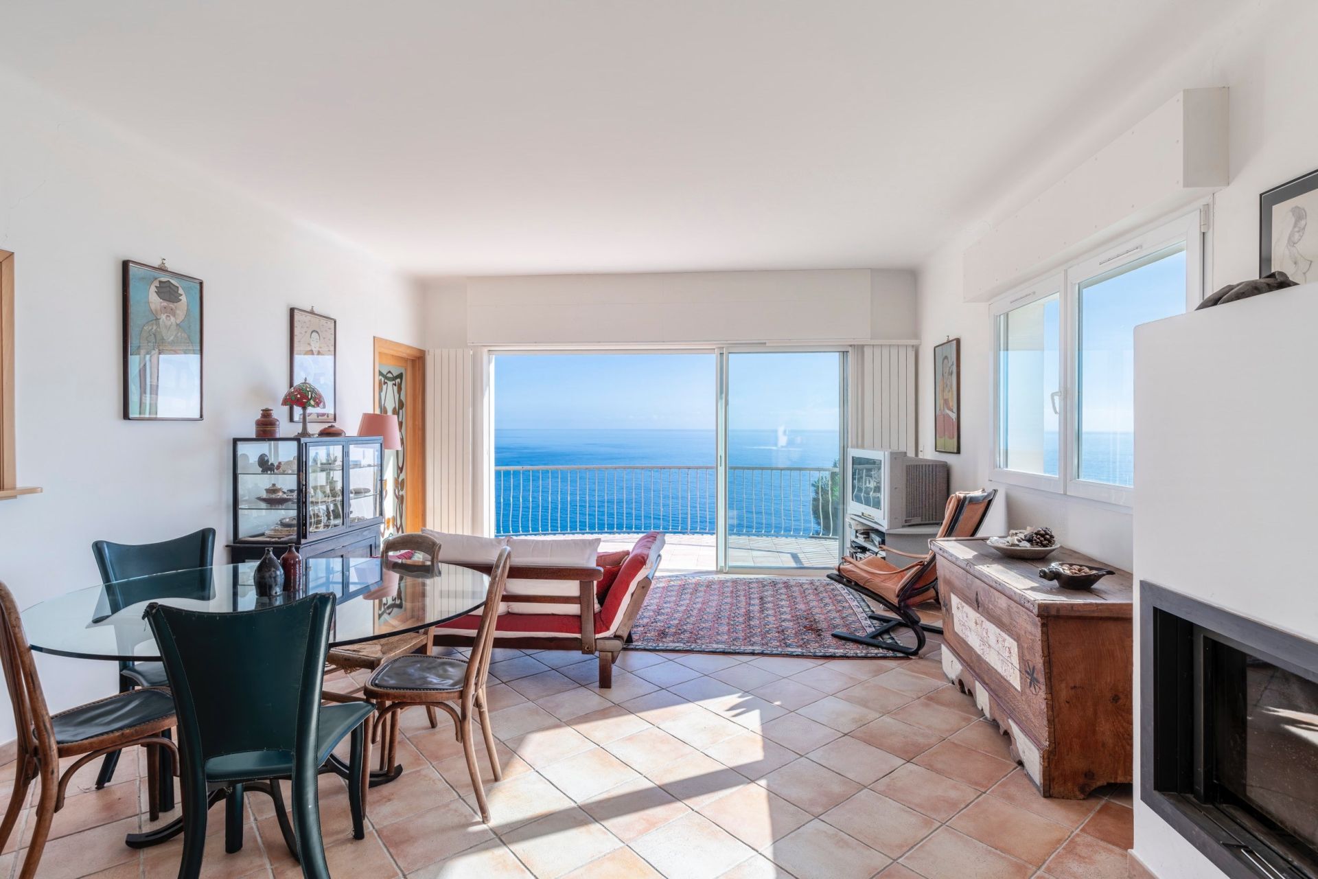 luxury villa 6 Rooms for sale on EZE (06360)