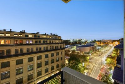 Rental Luxury apartment Paris 16 2 Rooms 56 m²