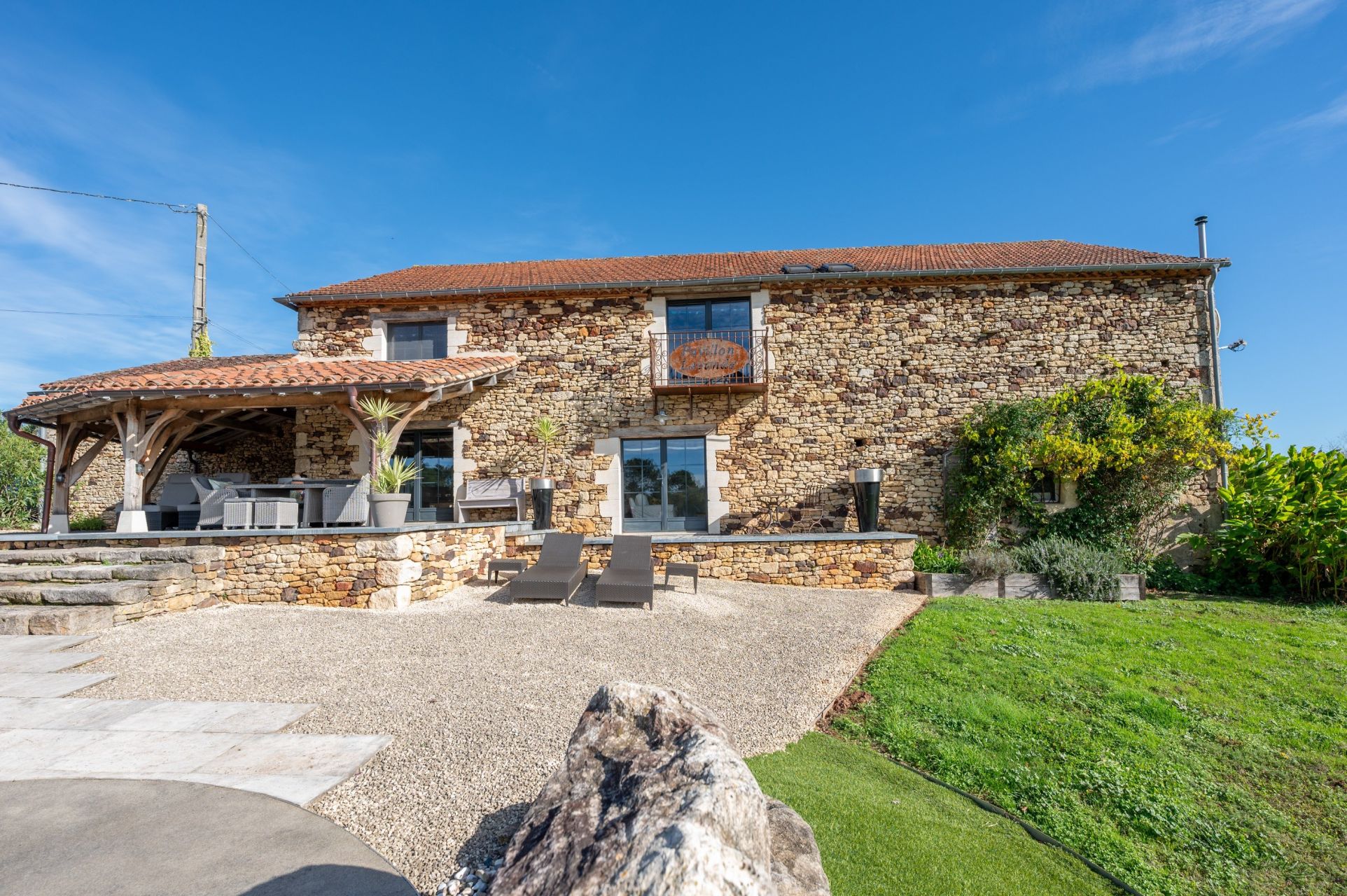 bastide 11 Rooms for sale on SAUVETERRE LA LEMANCE (47500)