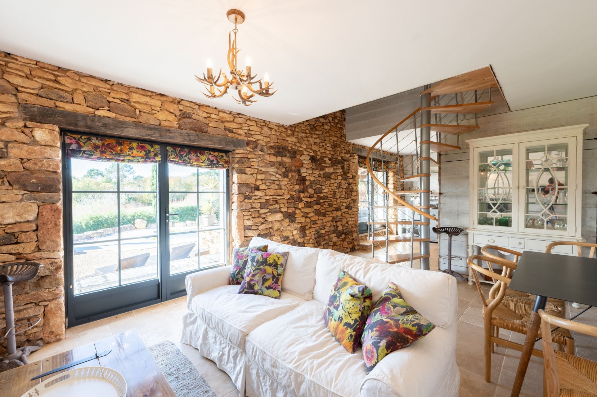 bastide 11 Rooms for sale on SAUVETERRE LA LEMANCE (47500)