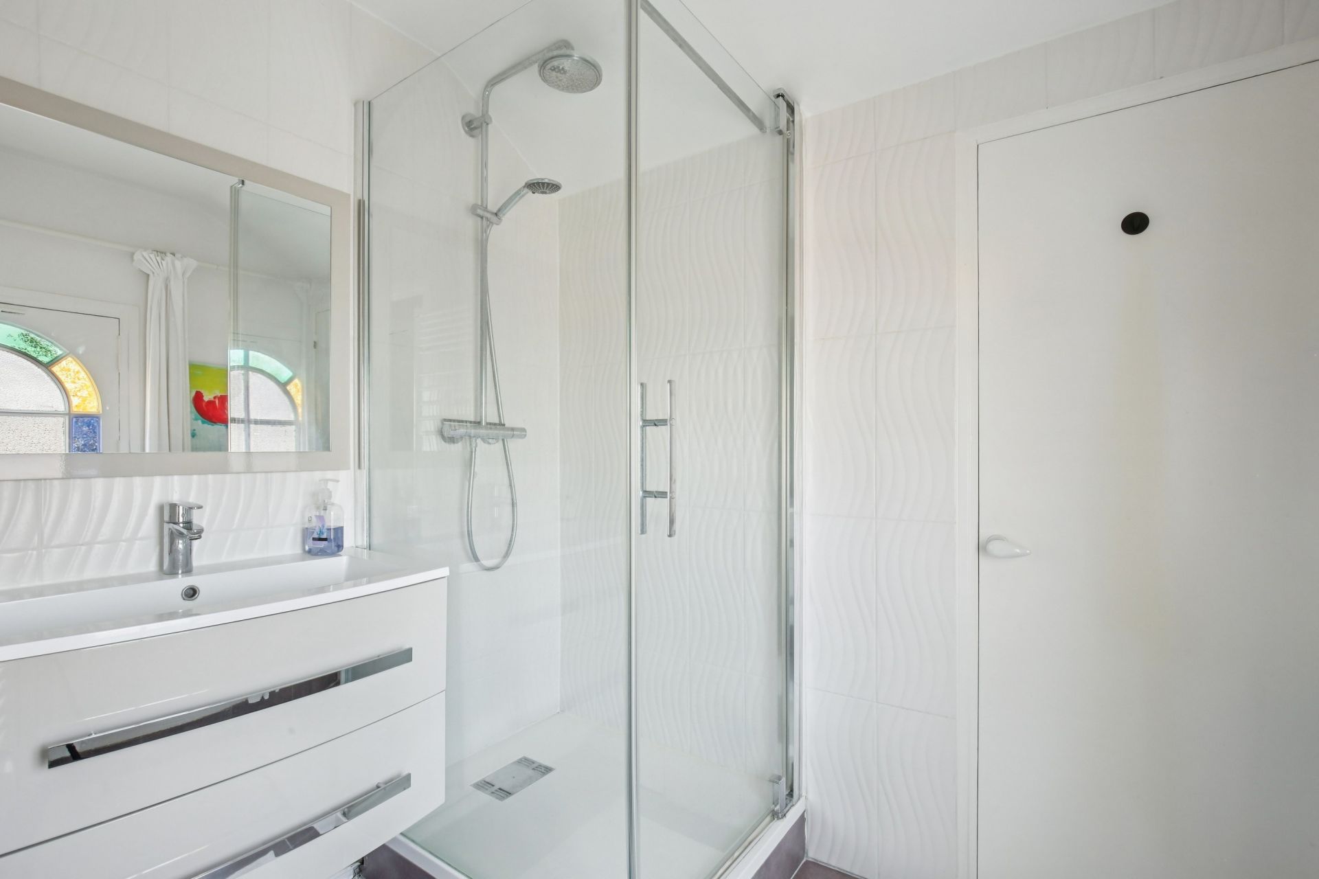 luxury house 7 Rooms for sale on LA CELLE ST CLOUD (78170)