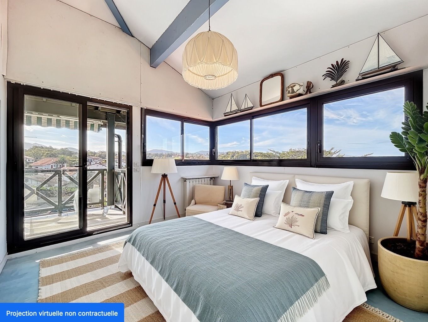 luxury apartment 5 Rooms for sale on CIBOURE (64500)