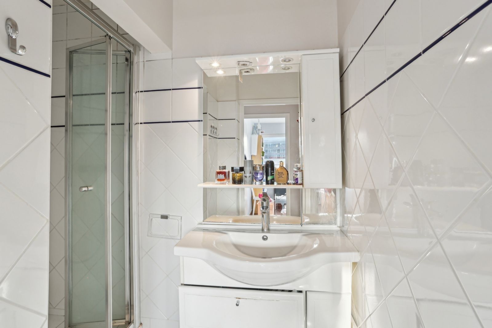 luxury apartment 6 Rooms for sale on NEUILLY SUR SEINE (92200)