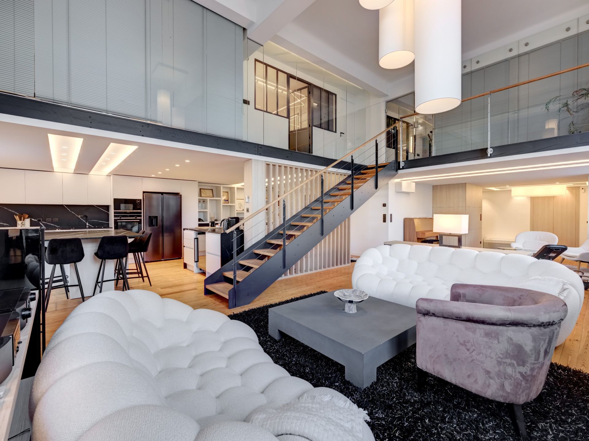 luxury apartment 3 Rooms for sale on CANNES (06400)