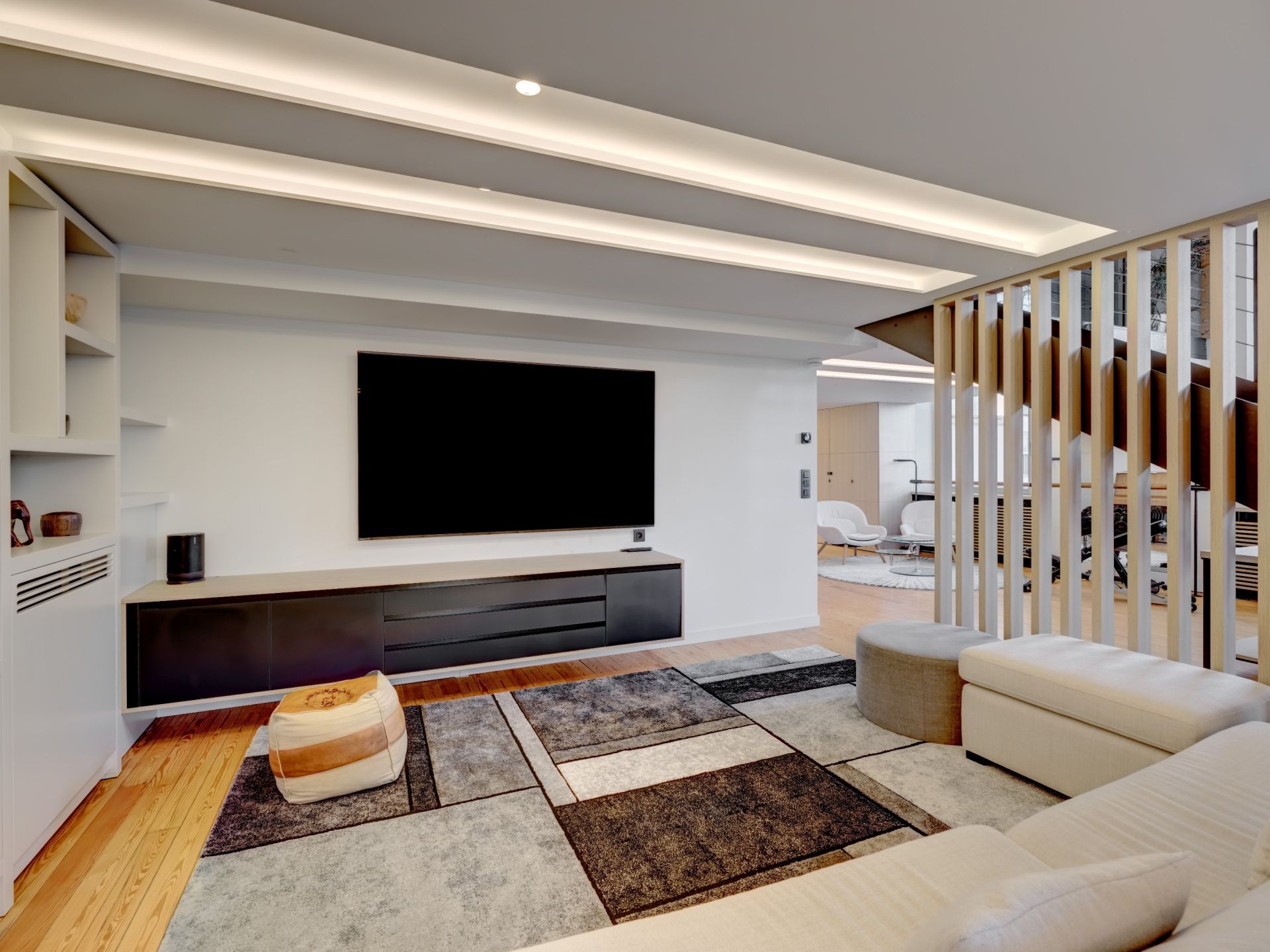 luxury apartment 3 Rooms for sale on CANNES (06400)