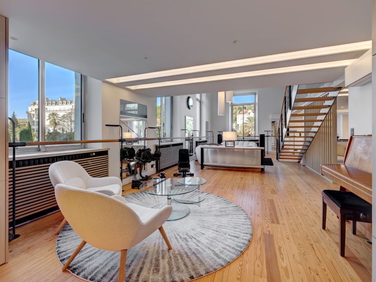 luxury apartment 3 Rooms for sale on CANNES (06400)