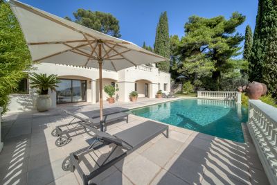 Sale Luxury villa Nice 7 Rooms 312 m²