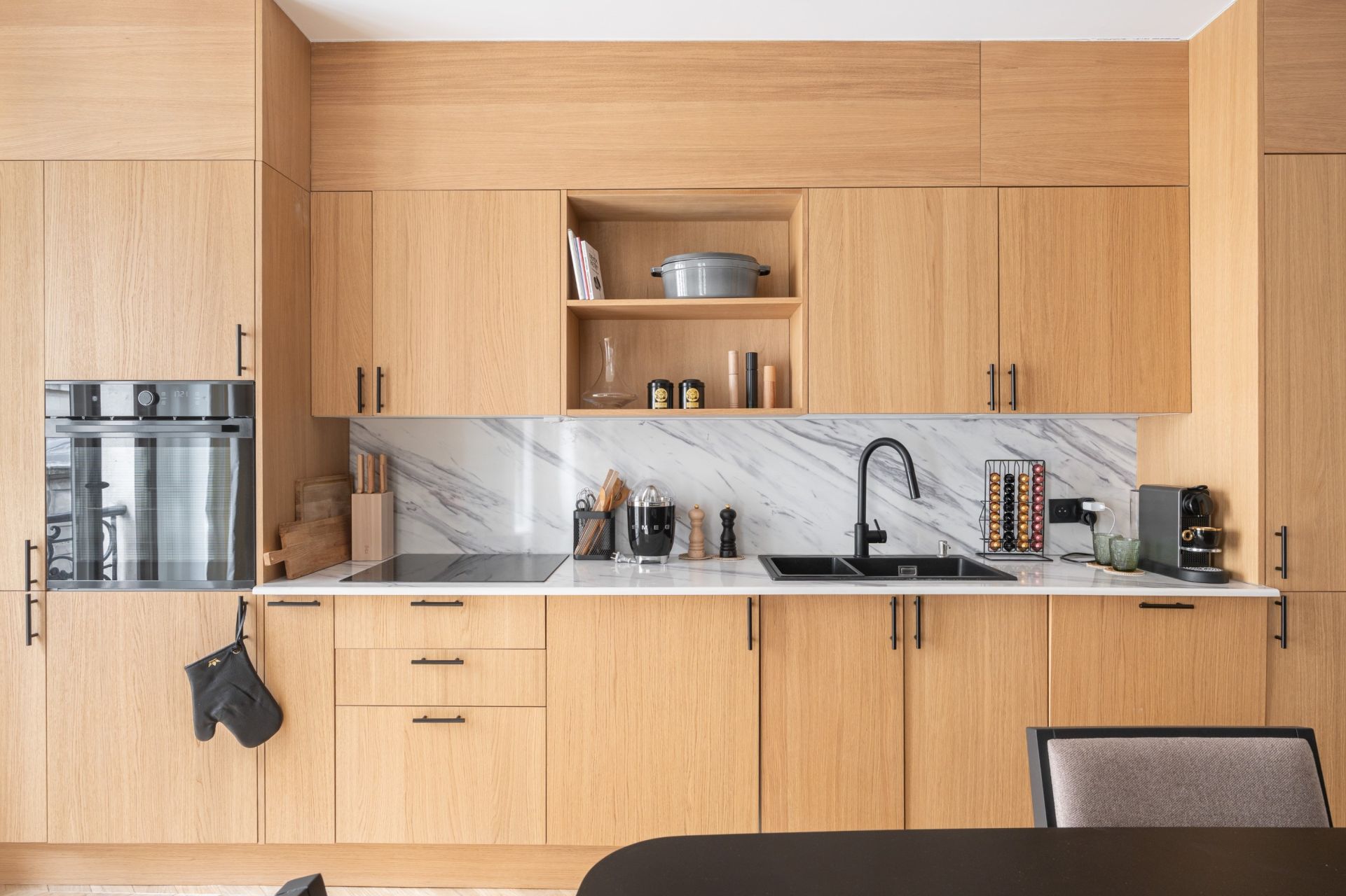 luxury apartment 5 Rooms for sale on PARIS (75007)