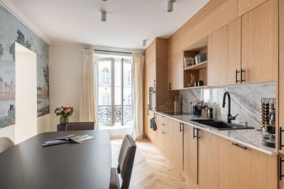 Sale Luxury apartment Paris 7 5 Rooms 95 m²