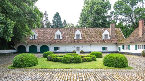 Sale Luxury house Mouvaux 8 Rooms 420.47 m²