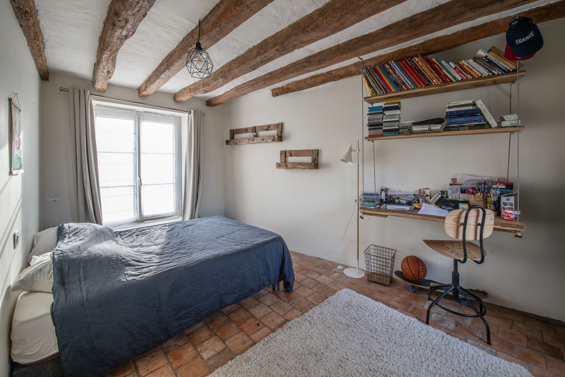 luxury house 10 Rooms for sale on ANGERS (49000)