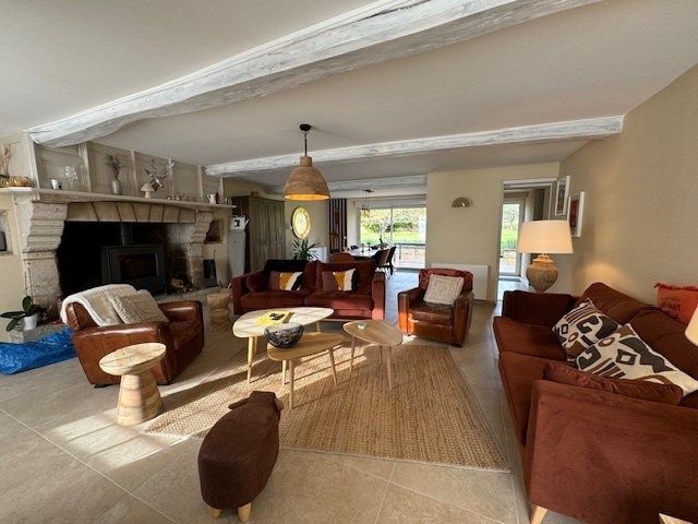 luxury house 13 Rooms for sale on STE MERE EGLISE (50480)