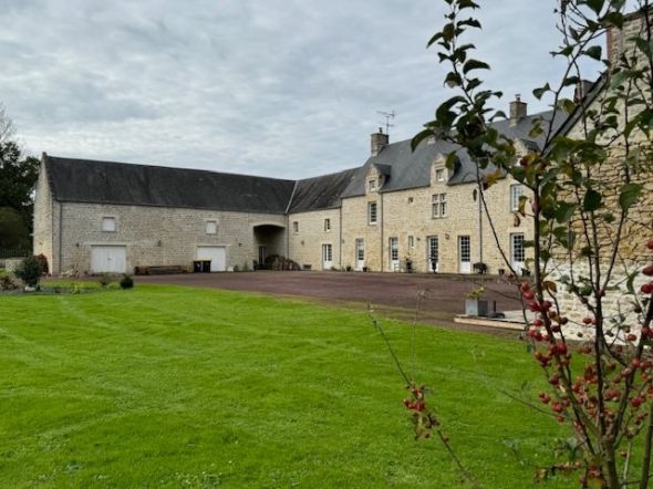 Sale Luxury house Sainte-Mère-Église 13 Rooms 400 m²