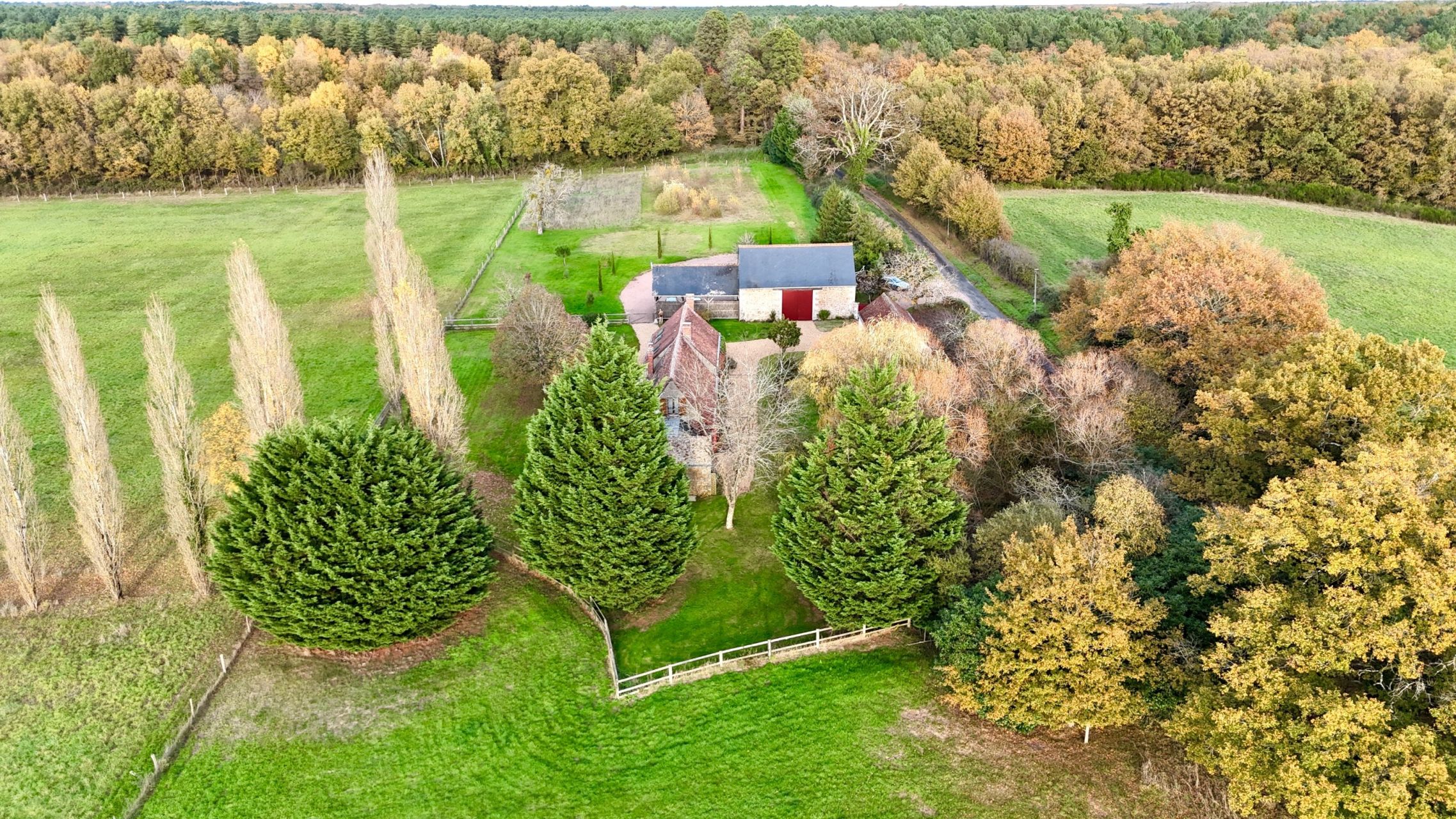 longère de luxe 11 Pièces en vente sur MAZIERES DE TOURAINE (37130)