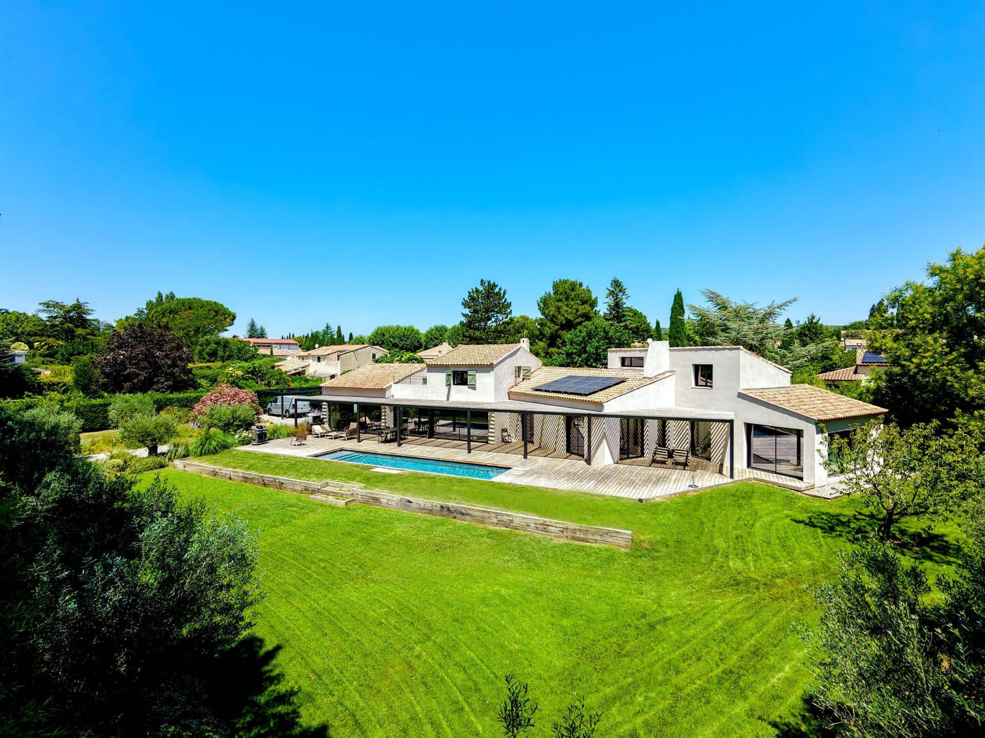 maison de ville 8 Pièces en vente sur AIX EN PROVENCE (13100)