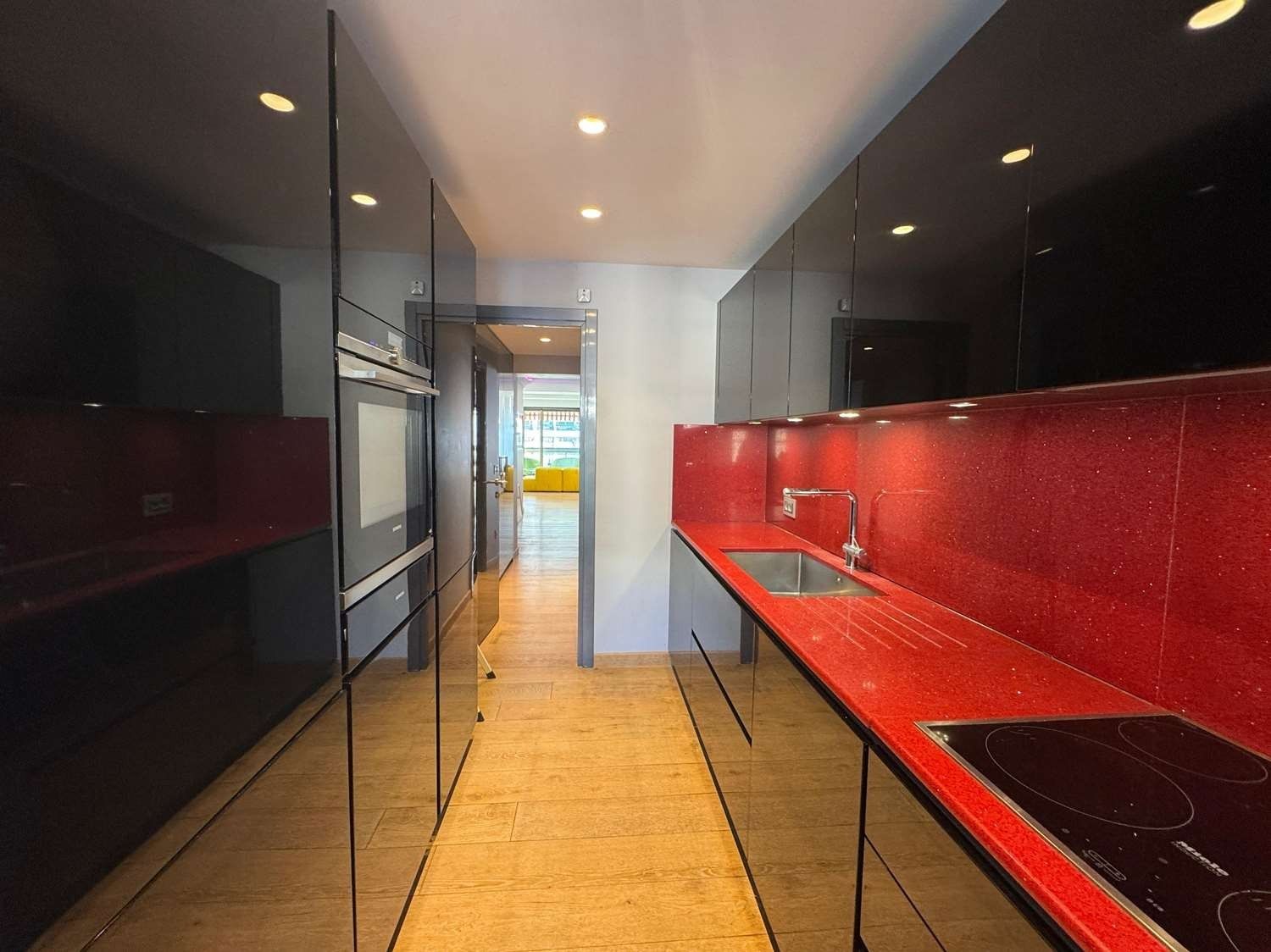 luxury apartment 3 Rooms for sale on MONACO (98000)