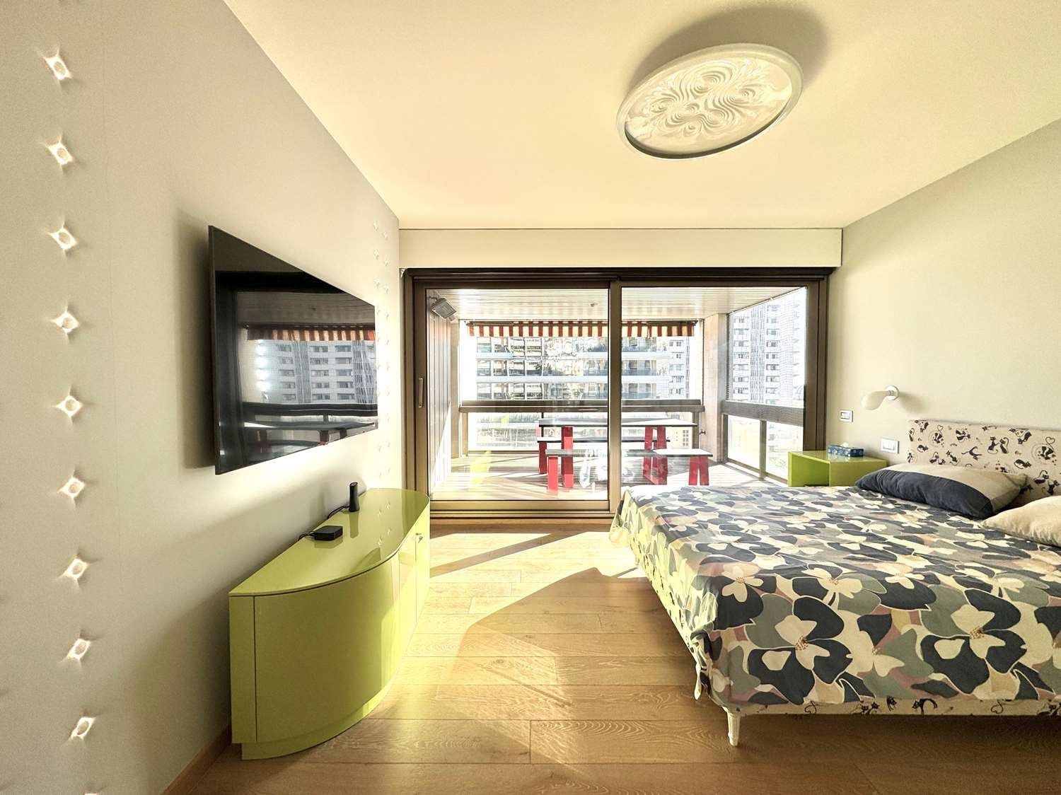 luxury apartment 3 Rooms for sale on MONACO (98000)