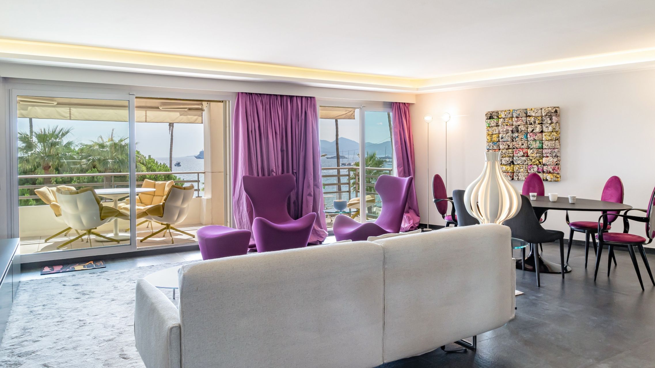 luxury apartment 3 Rooms for sale on CANNES (06400)