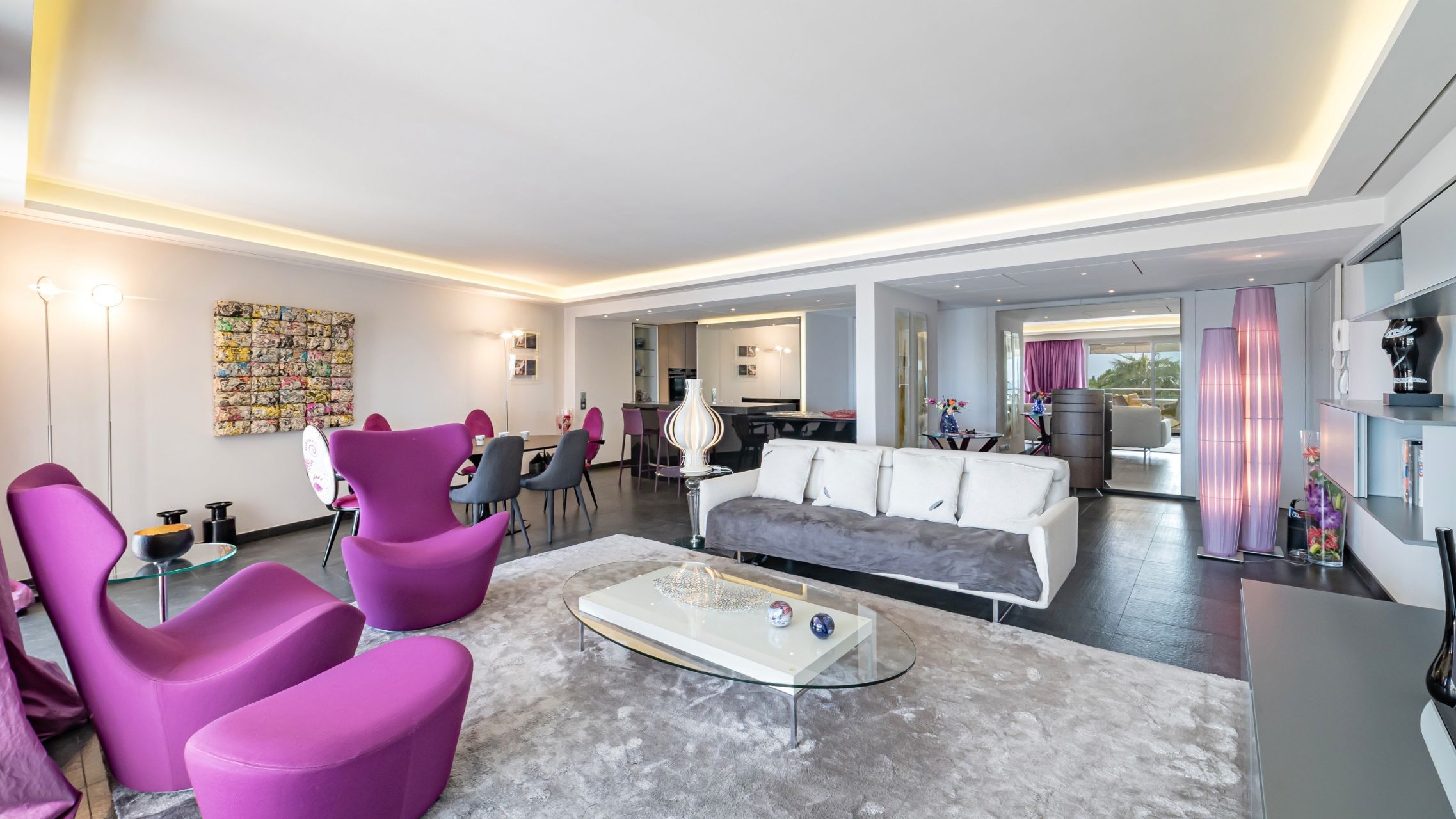 luxury apartment 3 Rooms for sale on CANNES (06400)