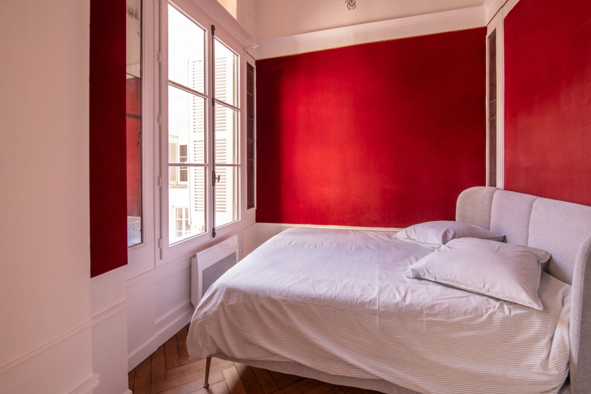 luxury apartment 5 Rooms for sale on NANTES (44000)