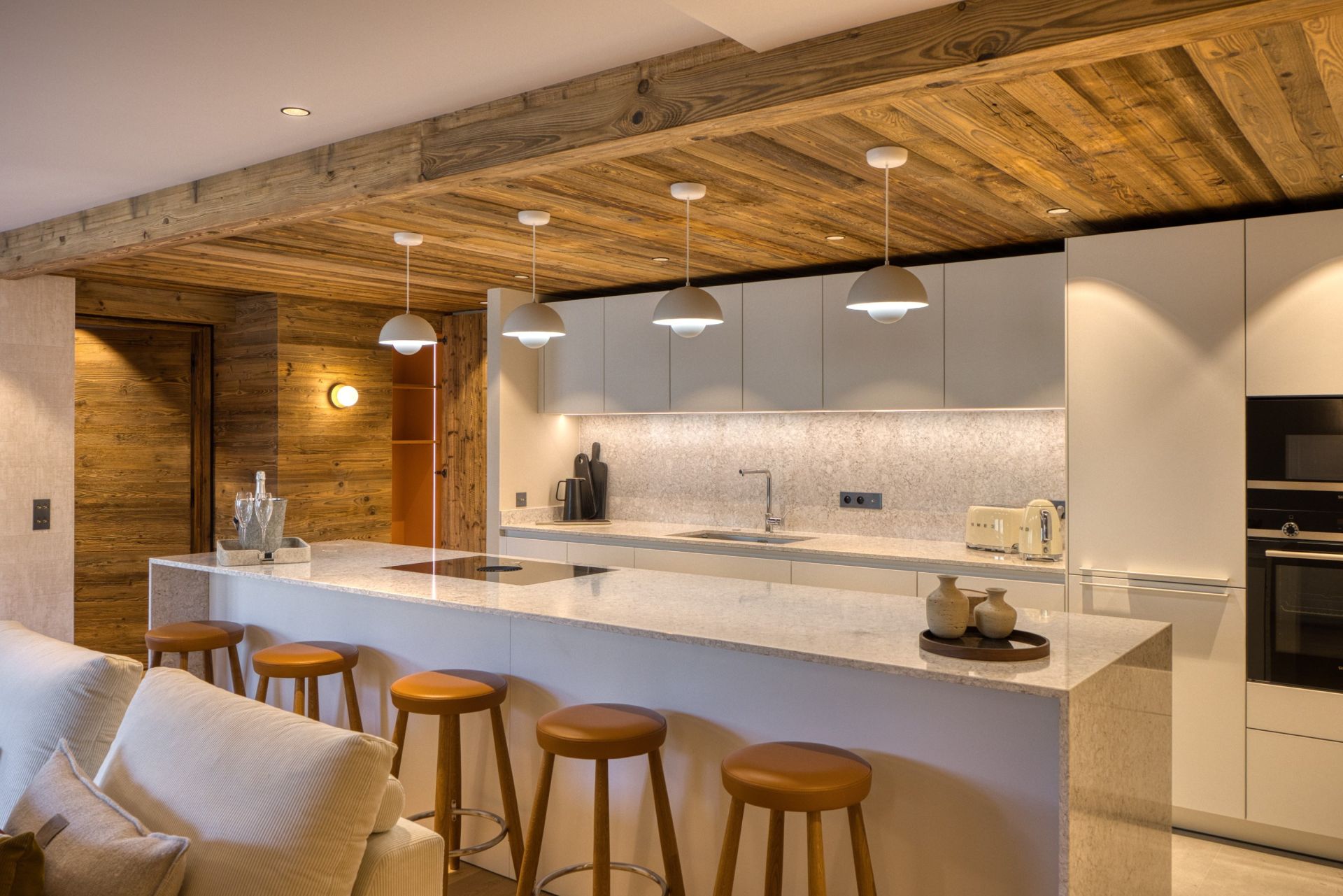 appartement de luxe 5 Pièces en location saisonnière sur MERIBEL LES ALLUES (73550)