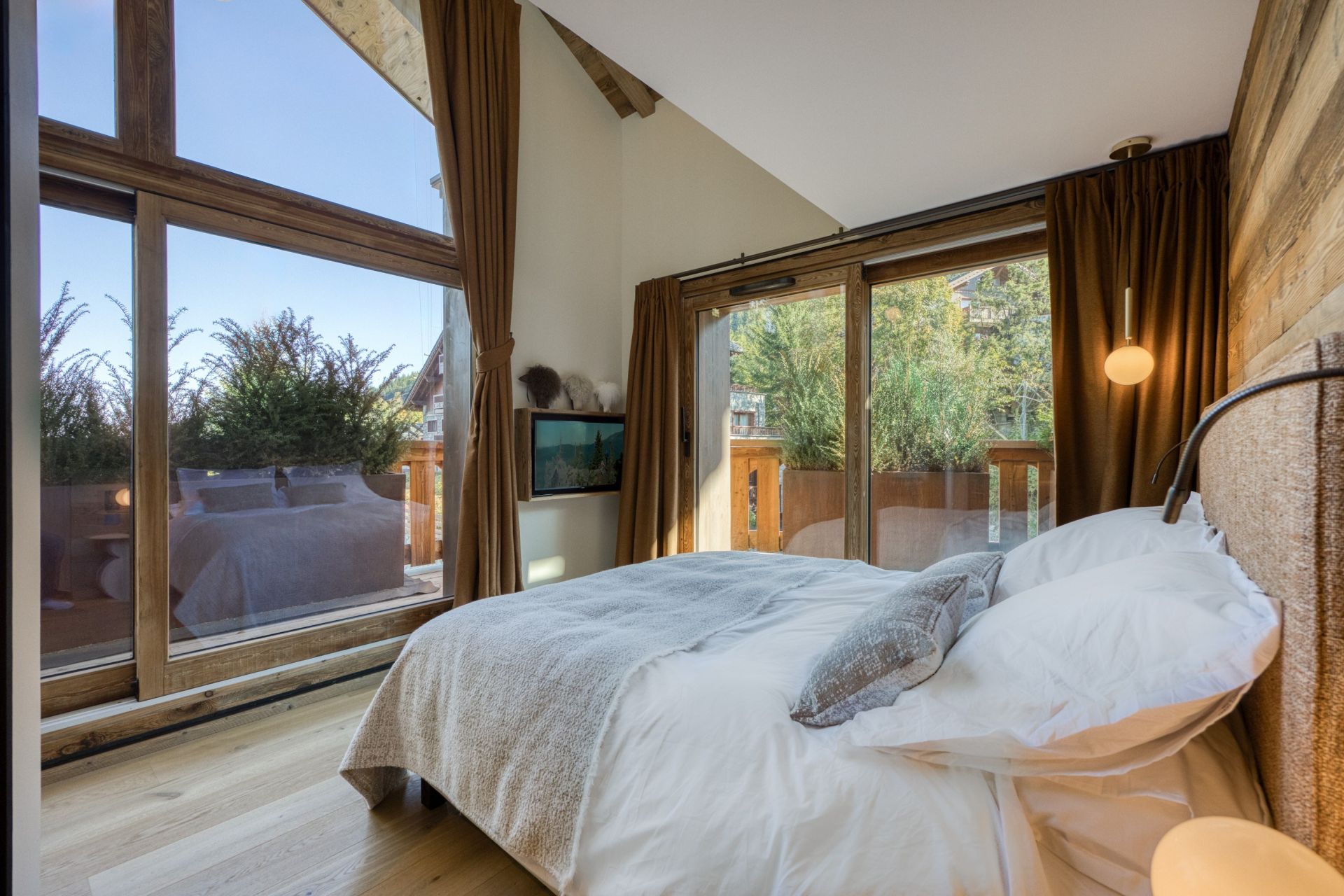 appartement de luxe 5 Pièces en location saisonnière sur MERIBEL LES ALLUES (73550)