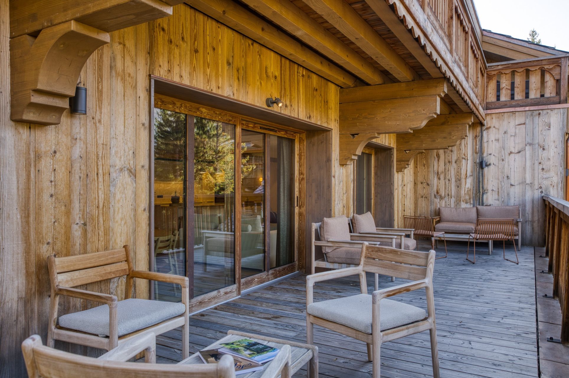 appartement de luxe 5 Pièces en location saisonnière sur MERIBEL LES ALLUES (73550)
