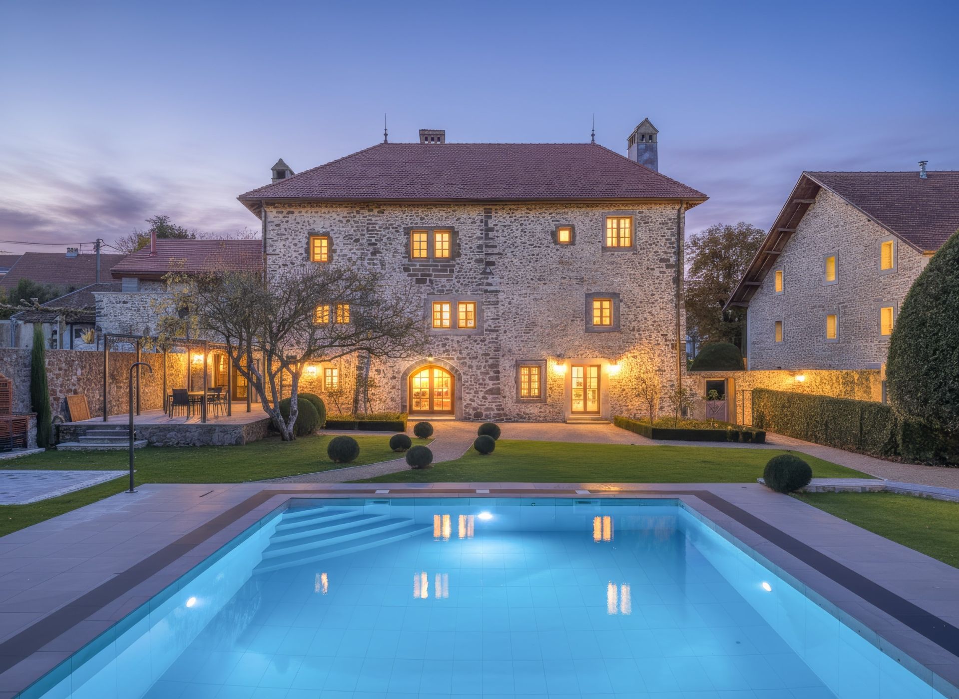 château 18 Pièces en vente sur ST JULIEN EN GENEVOIS (74160)