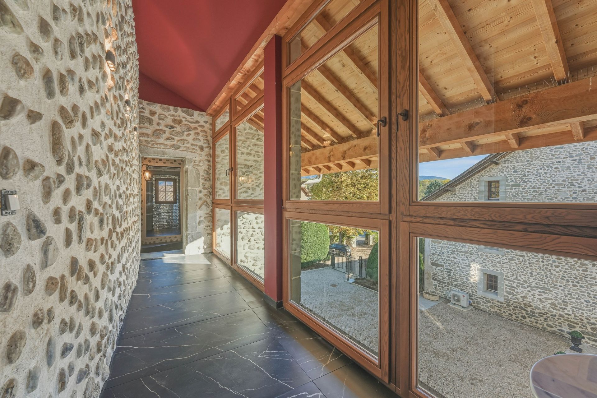 château 18 Pièces en vente sur ST JULIEN EN GENEVOIS (74160)