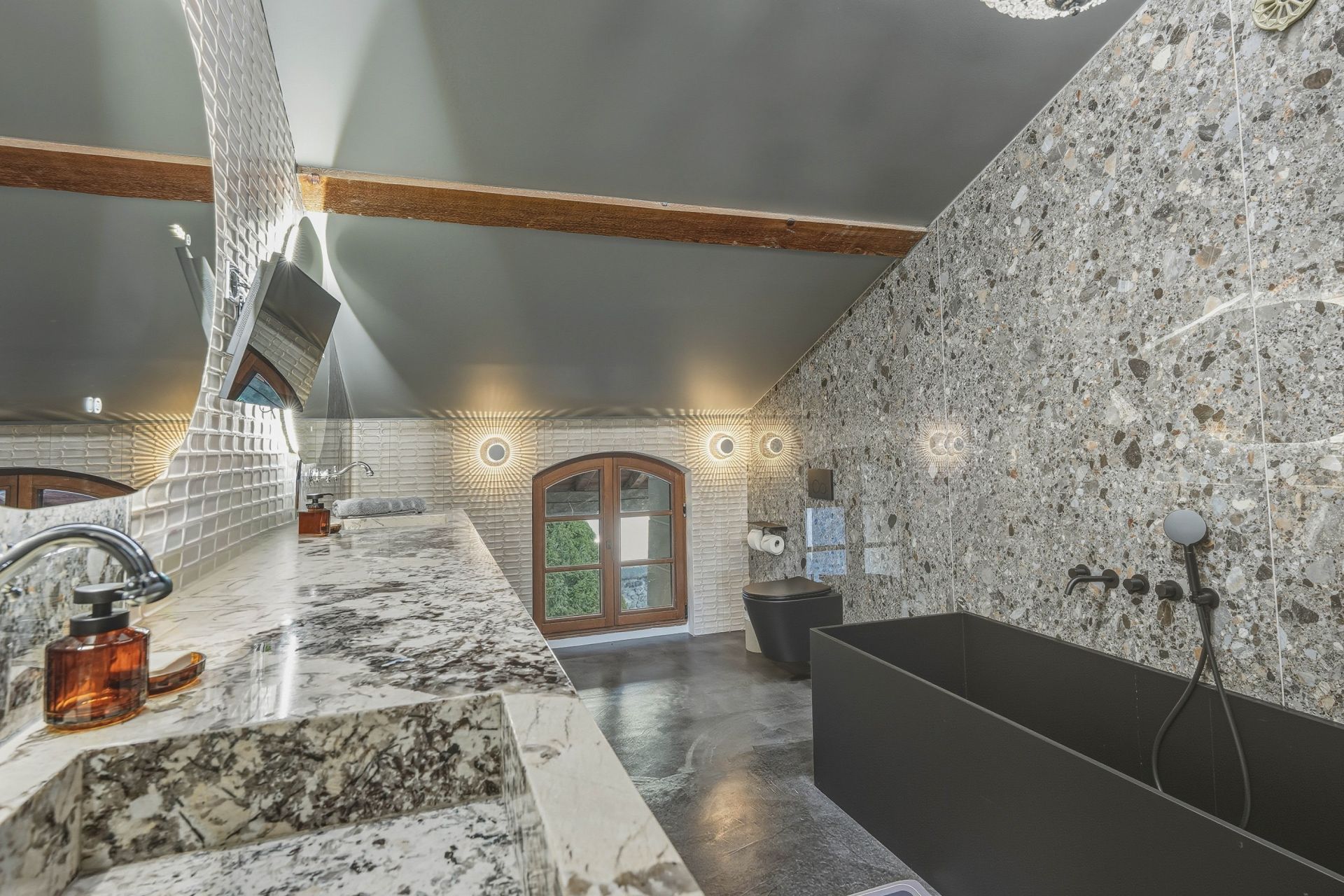 castle 18 Rooms for sale on ST JULIEN EN GENEVOIS (74160)