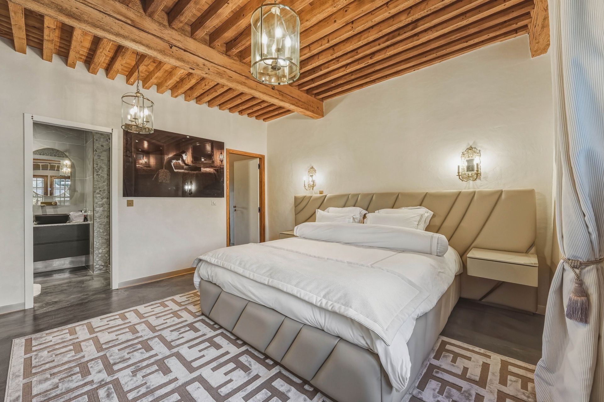 château 18 Pièces en vente sur ST JULIEN EN GENEVOIS (74160)